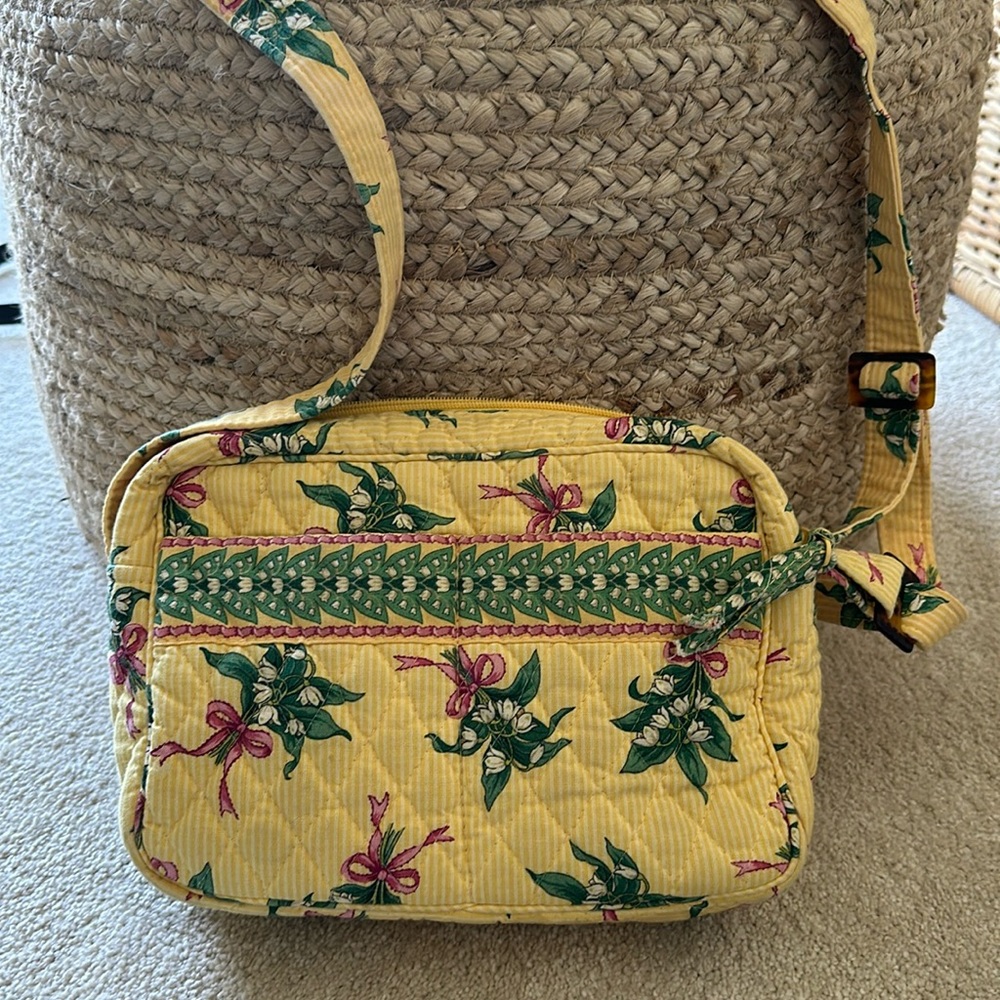 Vera Bradley shoulder bag. Smoke free home. Good condition.